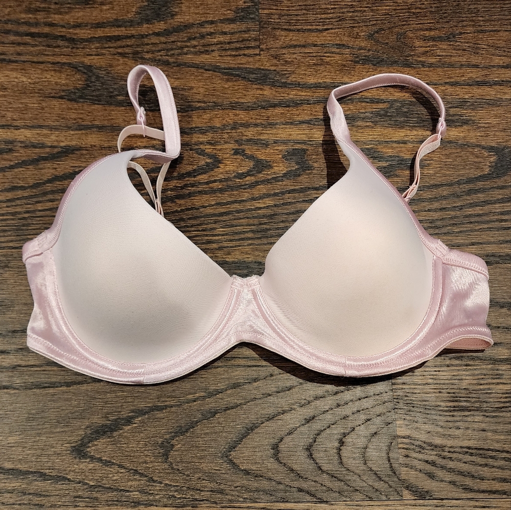 Victoria's Secret Bra Size 34C padded light pink